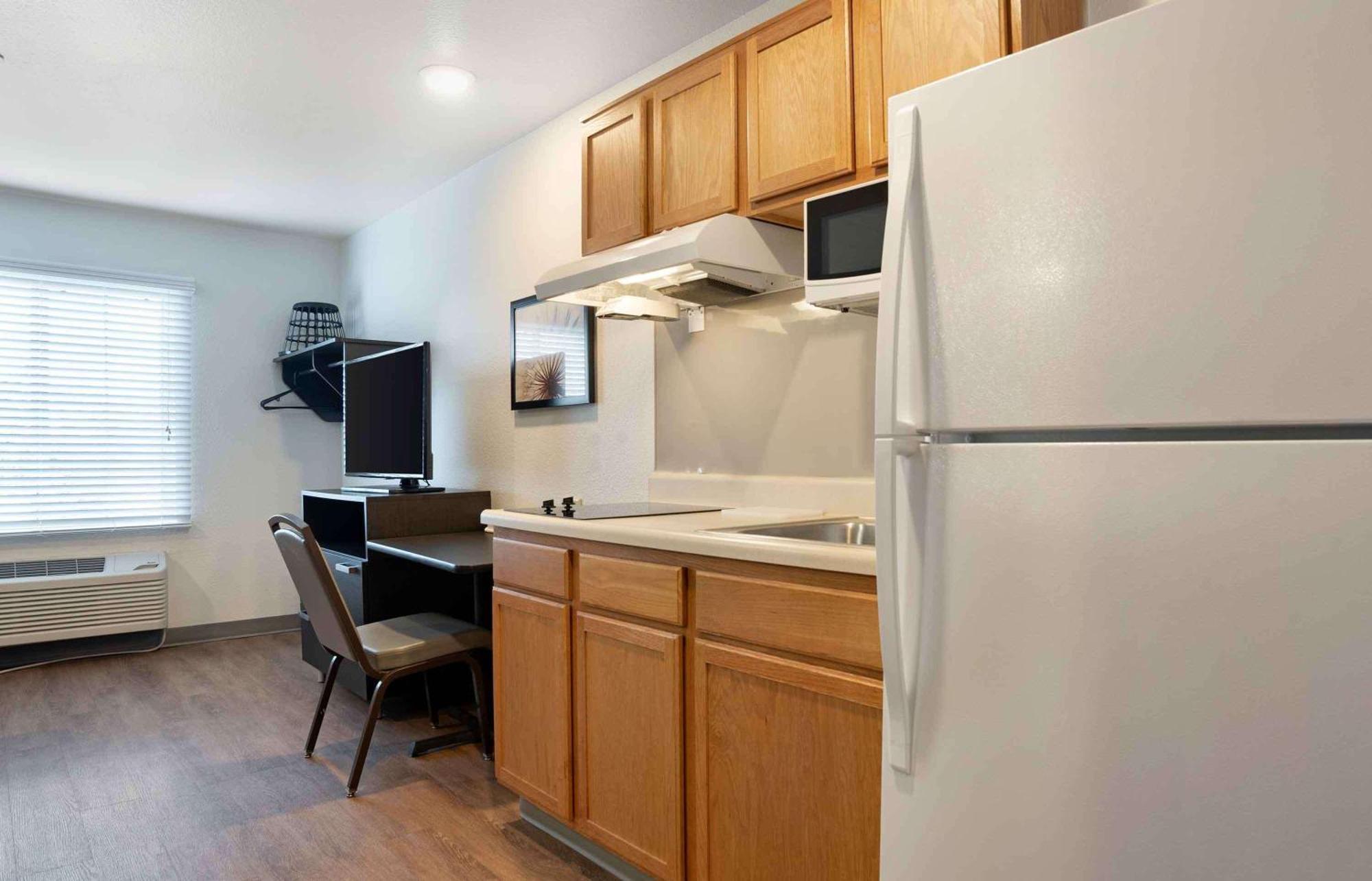 Extended Stay America Select Suites - Panama City - Callaway Exterior photo